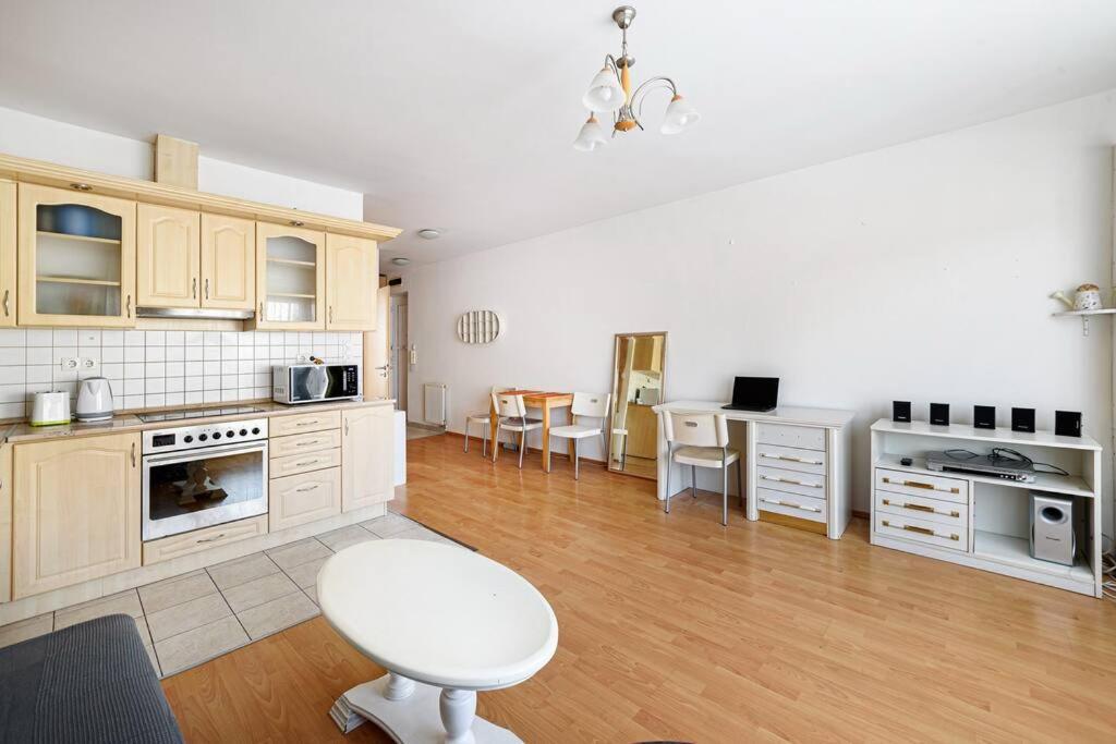 Lovely Apartment In City Centre For 4 Guests Budapešť Exteriér fotografie
